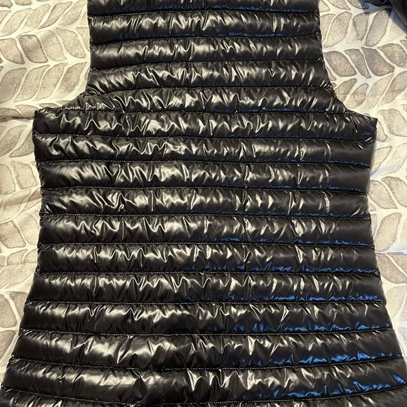 Lululemon Pack it Down Vest - Picture 3 of 3